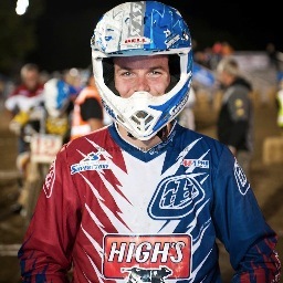 JIsennock30s's profile picture. Motorcycle enthusiast with a Pro card!