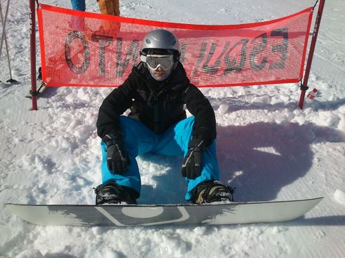 Mikelaran19's profile picture. esquiador,  deportista y aficionado al longboard, me gustan las cosas nuevas. Del Athletic y del Barça. Waterpolista ( o como se diga ) del maristas. odio estud