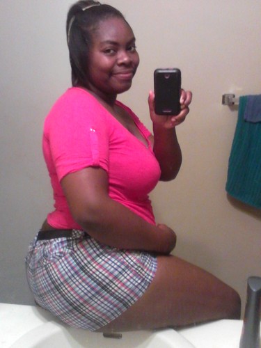 I LOVE HAVIN FUN BUT AT DHA SAME TYME I LOVE WERKIN MAKIN MII OWN MONEY