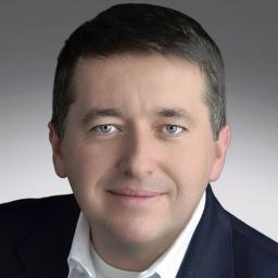 Passionate, proven and trusted digital media expert. Focused on exploring emerging trends and technologies for $1 billion online advertising leader.
