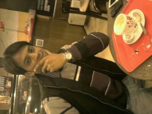 DefectedFreek's profile picture. Sky has no limit.............