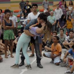 Ola curtam minha pagina no facebook!!! beijus