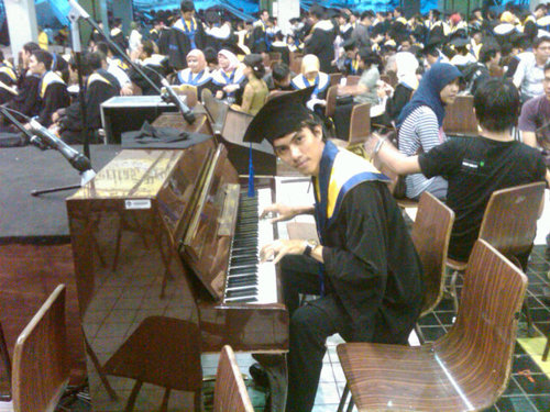 aaandikaaa's profile picture. Tim lawak metal07