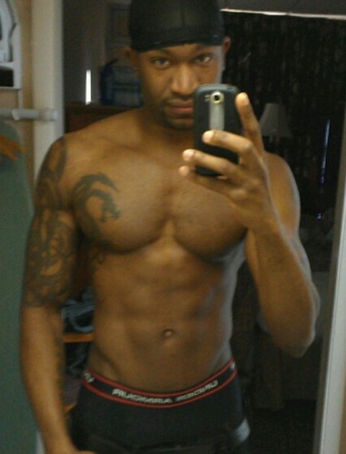 I am a upcoming singer/singer writer from Aberdeen, MS. Come witness The Making Of D-Rob!!