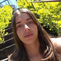 TahCostaa's profile picture. 