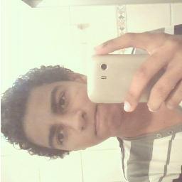 #ah , neem eu sei como sou '-' , mim segui ai & vamo ver no que daa ;   -q    ,  naanziinhoo (: