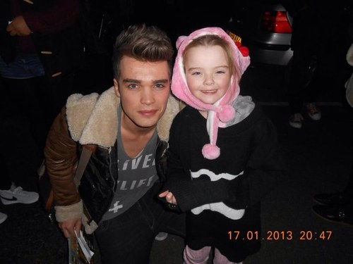 CharlyLynn_x's profile picture. 