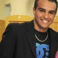 jogoo basquete 1:82 altura, faço ed.fisica na Universidade Positivo e quero mais é surf, praia, felicidade e positividade!