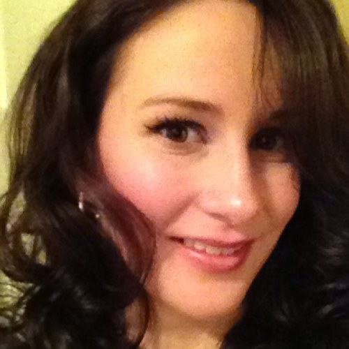 Registard Massage Therapist working at Flaunt Salon and The Robyn's Nest