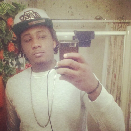 lay bac so i dnt got time for dat drama shit, long as u 100 ,Iam be 100 ,just dnt cross me