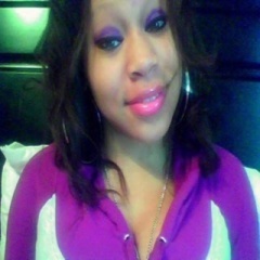 constantinavbx's profile picture. 17 l S E N I O R 2 1 2 l   [ P R E tt Y] [S M A R T]