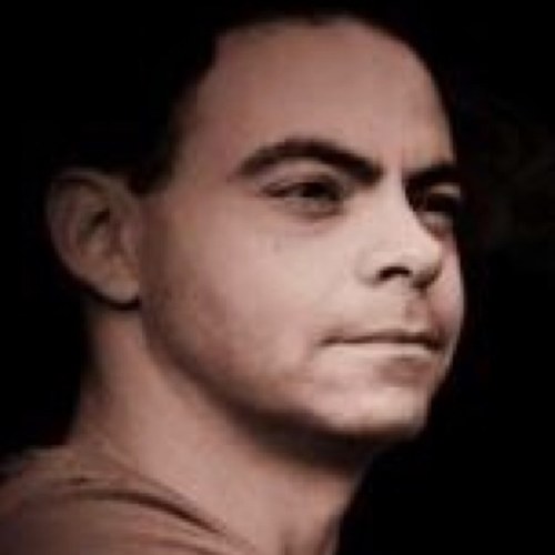 Blogger http://t.co/4M0T7BAsXp about Social Media House. Living in Bladel the Netherlands. Love to travel and make music.