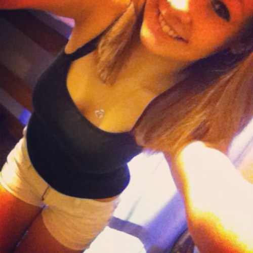 ♡ Live For Today && Hope For Tomorrow || Your Already Here So Might As Well Follow Me ! ♡
