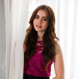 BlacksGravity's profile picture. I love to talk with my touch, I'm the daughter of @SparklingShield and #Edward I'm the Imprinit Of #Jacob. but I so much more than a hybrid. 18+ #MD #RP