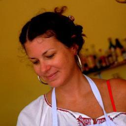 Inspirational and informative hub for all things vegetarian, vegan and raw...live from tropical paradise, Costa Rica.  Hop on the bus with me, Cassidy!
