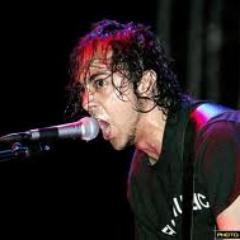 Tenho moderadores na ask, então nem venham falar merda quando virem algo que os irritem. Sou feio, porém escrevo certo . Metal, Deus e baterista