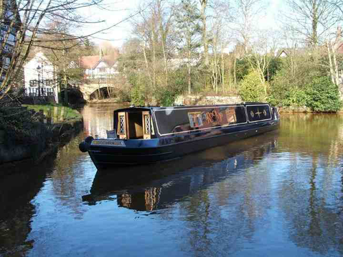 Relaxing boating holidays for you to watch the world drift by and have a taste of english heritage - Bridgewater Boating Holidays. #SBS winner 18/02/13