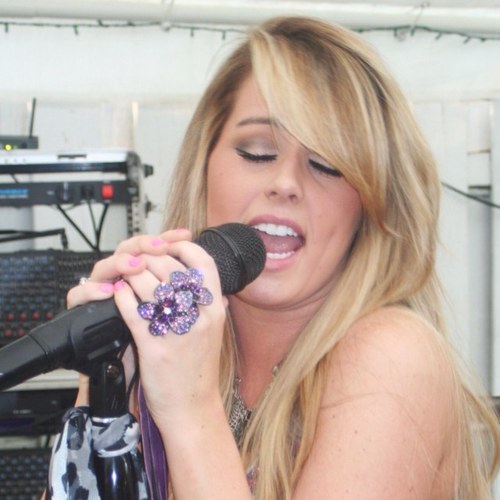 TeamGoGreen's profile picture. Official Twitter for @NatalieNGreen Follow Natalie & I Follow you! Latest News & Pics!! #teamfollowback Make sure to FOLLOW @NATALIENGREEN