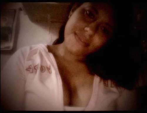 Soy una chica tierna y muy cariñosa en busca de mas amigos ♥ sigueme y te sigo ;$ ♥