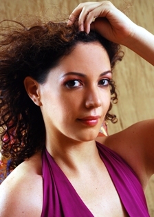 Diseñadora de Joyas,Dios en mi corazón ,vivir-aprender,amar,reír-Los sueños se hacen realidad:@AriAccessories.