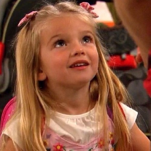 Hi im Charlie, 1/5 of the duncan kids. (not mia)