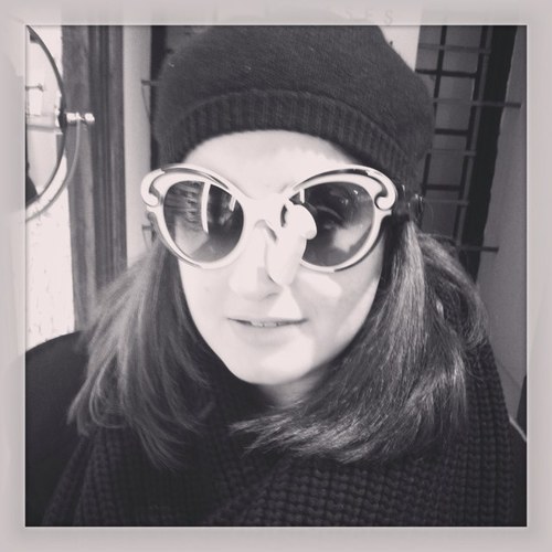 Sherry_Fard's profile picture. I work in the legal world via History, London and Paris. A dreamer and a modern romanticist.