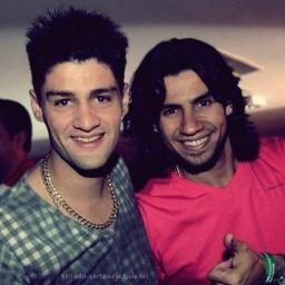 @MUNHOZ_FRANGO @Mariano_mem te amo muito mais que nutella com morango s2 @Laurasebastian2  Cerquilho - SP