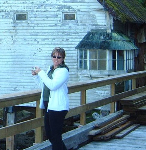 debmcm2010's profile picture. 