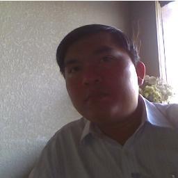 Le Trung is a Professor at HCMUS. He is also working on affiliate marketing for ClickBank.