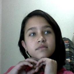 Eu tenho um amor infinito por Shakira ela me espira sempre,adoro o Caverá,e odeio feke(MAL EDUCADOS)!!Obrigada por me seguir Sigo de volta