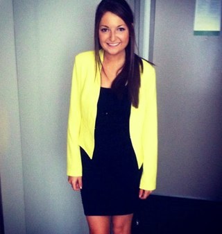 LIZshoer's profile picture. 