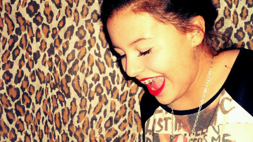 VickuRom_23's profile picture. Amo a los beatles           MATER♥♥.           Follow Back