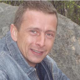 Самый обычный, среднестатистический молодой (уже не очень) человек.