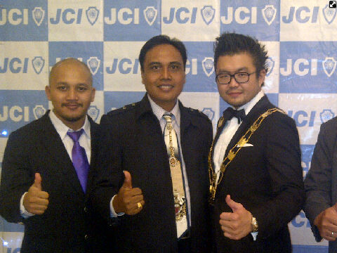 JC_DwiMahayana's profile picture. | 2014 Local Secretary General JCI Semarapura  | Owner Heavenine Cake's & Bakery