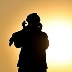 mentions @WaktuAdzan untuk berbagi info waktu sholat di daerahmu