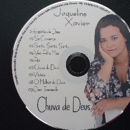 Sou cantora e compositora, casada e escolhida por Deus desde o ventre de mamãe.