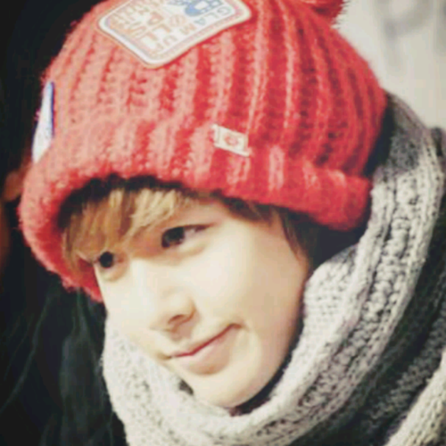 นิชคุณ 2PM [ บอท ] รักและสนับสนุน 2PM ด้วยนะครับ =] #หน่วยZeal [Real : @khunnie0624]