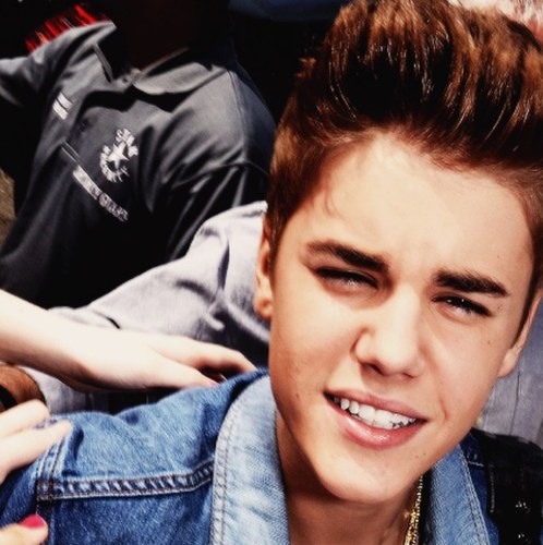 isacastelob's profile picture. Bieber Fever!