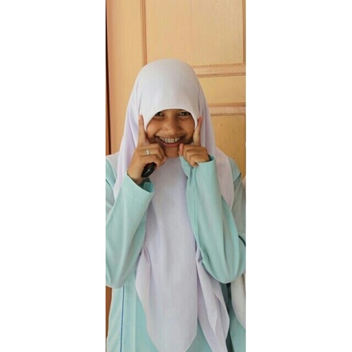 follow ke @deaayulestarii