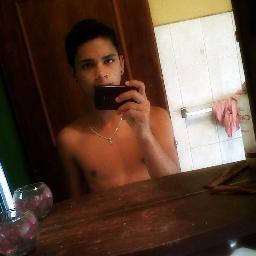 ~Me Enseñaron,que lo que no te mata te hce mas Fuerte y siempre hay que levantarse y lo que mas vale es lo que esta dentro de ti♥