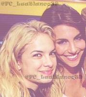 Se eu tivesse que escolher entre te amar e respirar eu usaria meu ultimo suspiro pra dizer EU AMO VOCÊS @Lua_Blanco @melfronckowiak ♥