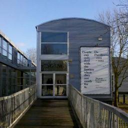 Ontdek hedendaagse kunst met @DePaviljoens in het landschap en in de stad. Elke woensdag workshop Kids Kunst Kijken   Meer weten? http://t.co/56aaEsO5cv