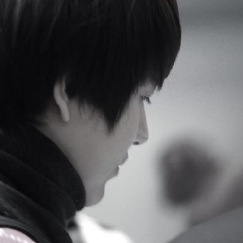 i'm not oficial 규현 . with member and ELF forever. (12.12.24~)