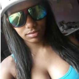 É muito bom viver contigo, e eu não estou errado                         Agradeço muito a Deus por ter te encontrado S2