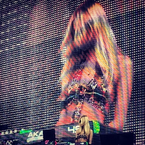 I am a DJ, Mary Charteris, who has started to make her own music. Watch this space and check my site- http://t.co/SLEtVmp9