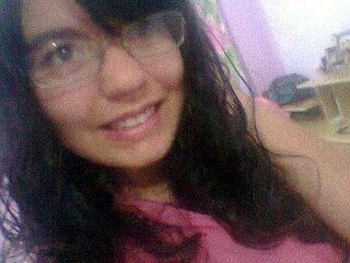 Cansei... Simplesmente não quero mais nada... Eu cansei de confiar nas pessoas pensando que vai ser diferente e sempre me decepcionar.