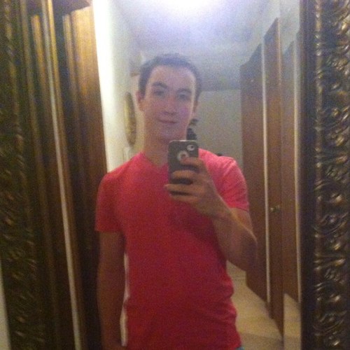 yepp its me tskellz and i am not part of the crew