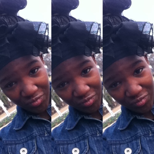 - sincee you camee here , follow my pimpin' and watch a pretty girl tweet , & flood your TL !