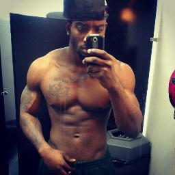 ttpmik3lov3's profile picture. Welcome to my official twitter page. I am a model/singer/escort/and private exotic dancer. I am The Total Package. I love to please women ;-). DM me!