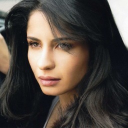 RomanHoliday_'s profile picture. Independent FashIon Blog by JulsFe. English/Spanish. Follow for trends and inspirational outfits/Síguenos para info sobre tendencias y looks sugeridos.